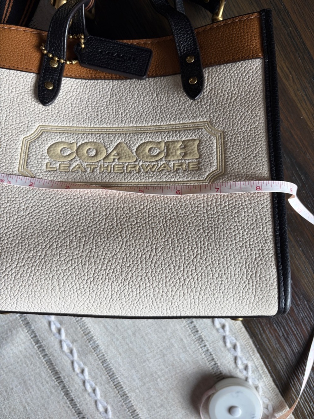 Coach Field Tote 22 Pebble Leather  💕Coach Collection💕 - Picture 11 of 14